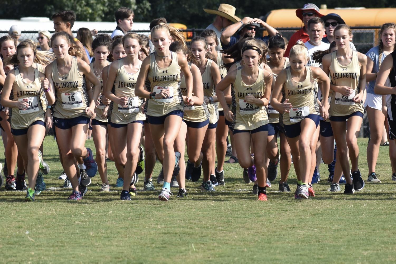 Cross Country Team Sweeps Weekend Race