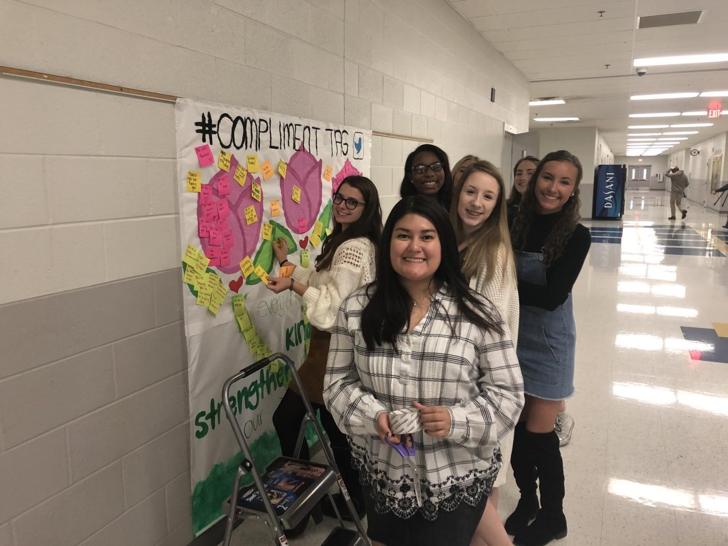 AHS FCCLA Hosts School-Wide Game of Compliment Tag