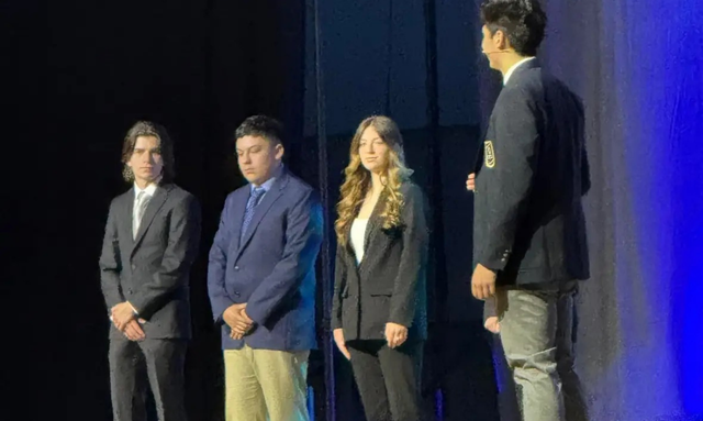 Arlington’s DECA Chapter goes to SCDC